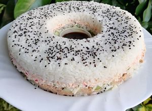 Una foto de Rosca de sushi 🍣🥡
