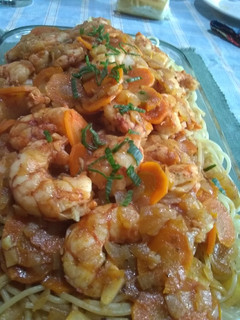 Una foto de Salsa de langostinos
