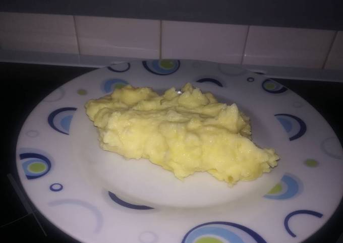 Hagymás krumplipüré recept foto