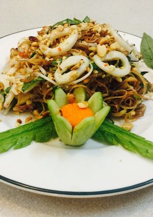 Hình của món Gỏi mực hoa chuối.