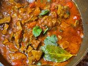 Une photo de agneau mijoté