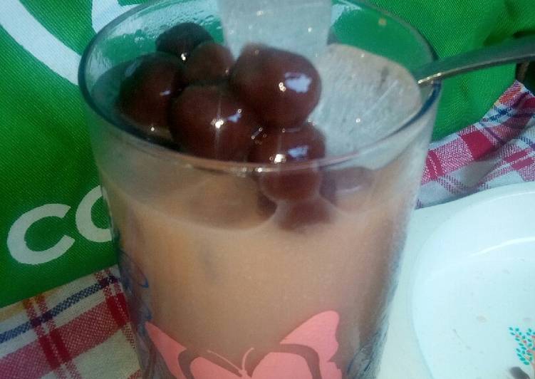 Ice coffee with bubble pearl