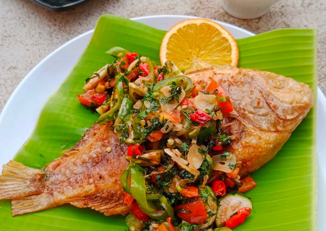 Nila Goreng sambal daun kunyit