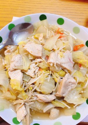 Hình của món Cải thảo xào ức gà.