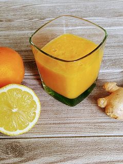 Gyömbéres-narancsos smoothie recept fotója