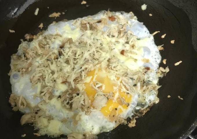 Easiest Way to Prepare Perfect Microgreens Shredded Chicken Omlette