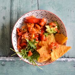 A picture of Prawn Fajita Bowls.