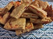 Una foto de torta de fiambre sin huevo