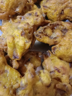 A picture of Onion Fritters.