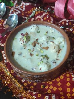मखाने की खीर (makhane ki kheer recipe in Hindi) रेसिपी मुख्य फोटो