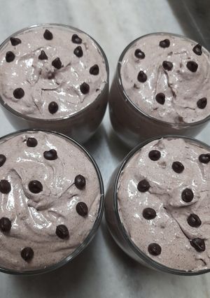 A picture of Chocolate mousse 😋.
