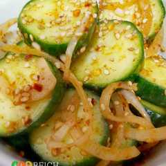 Una foto de Ensalada coreana de pepino