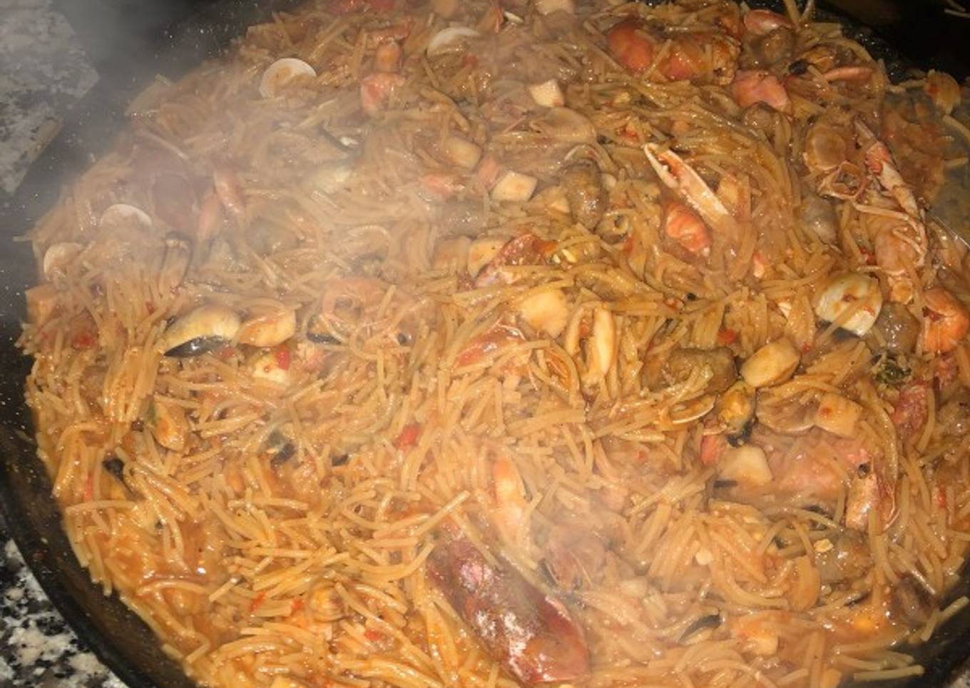 Fideuá de marisco