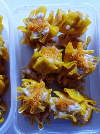 Cara Mudah Menyiapkan Resep  Dimsum ayam udang yang Lezat, Sempurna