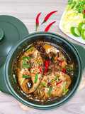 Cá bớp kho hành ớt