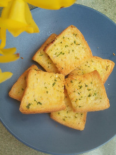 A picture of Garlic Butter Bread.