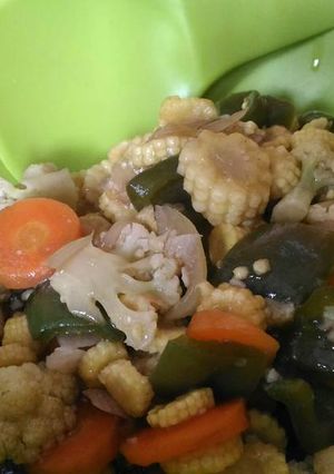 Foto resep Tumis Jagung Putren dengan Paprika, Wortel, dan Kembang kol