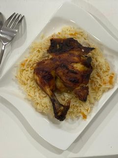 صورة لوصفة دجاج شوايه مع رز بخاري