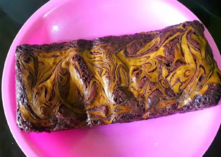 Langkah Mudah untuk Memasak Brownies Red Velvet Cream Cheese Jadi, Bikin Ngiler