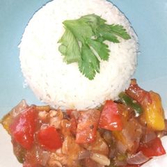 A picture of Mango chicken stir fry.