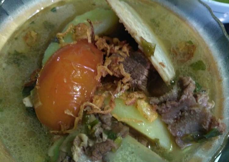 Cara Gampang Memasak Sop iga sapi Yang Bisa Manjain Lidah