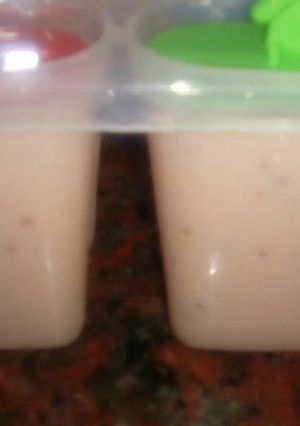Una foto de Helado descremado de yogurt y banana