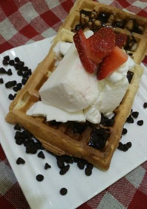 A picture of Eggless millet Waffle.