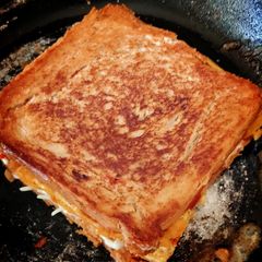 Cheesy Egg Sandwich A picture of Cheesy Egg Sandwich.