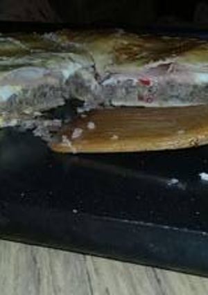 Una foto de Tarta de carne con jamón y queso y huevo