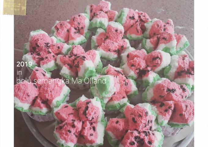 Recipe: Appetizing Bolu semangka mekar merekah