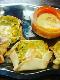 Una foto de Canastitas de zapallito y choclo