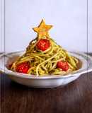 Árbol navideño de espaguetis al pesto🎄