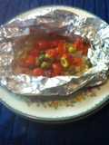 Pescado empapelado estilo griego