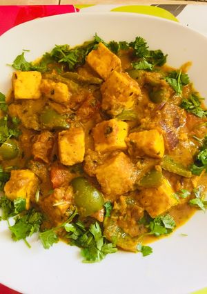 A picture of Kadai paneer.