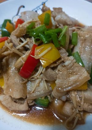 รูปของ หมูสามชั้นผัดพริกหวาน