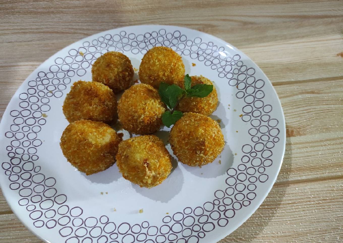 Potato Cheese Balls