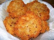 Una foto de arepa dulces con queso