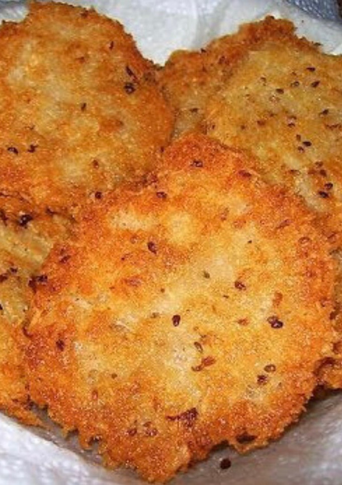 Una foto de Arepas de yuca dominicana