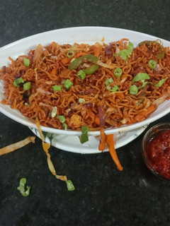 சைனீஸ் பெல்(chinese bhel recipe in tamil) செய்முறை முக்கிய புகைப்படம்