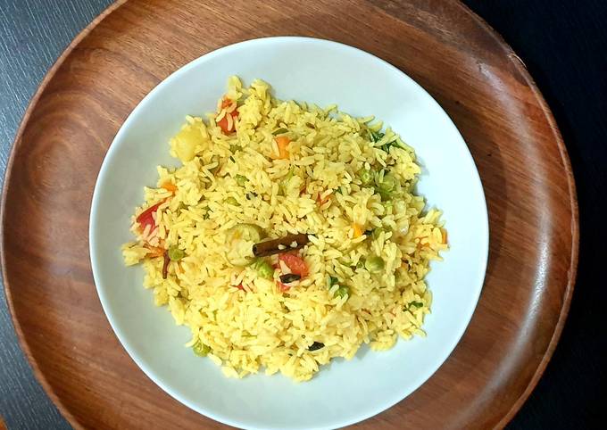 Step-by-Step Guide to Make Jamie Oliver Vegetable Pulao - quick &amp; easy