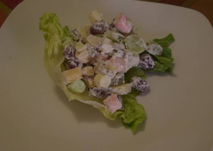 Ensalada Waldorf Tipo USA con bombones Receta de Gloria Emma Cookpad