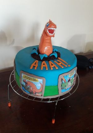 Una foto de Torta de cumpleaños(receta de bizcochuelo, ideas de rellenos)