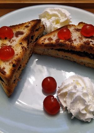 Foto principal de Sándwich de chocolate con nata