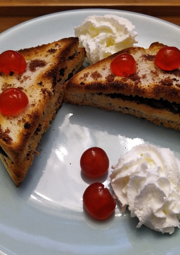 Una foto de Sándwich de chocolate con nata