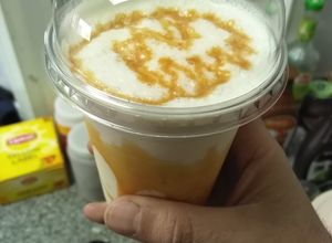 صورة لوصفة Froster Caramel Colada كراميل كولادا