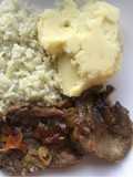 Arroz de pimentón con lengua guisada