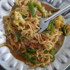 A picture of Veg meggi.