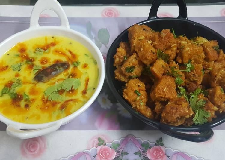 Recipe of Super Quick Homemade Lauki muthiya with spicy curry