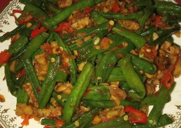 15. Oseng Kacang panjang