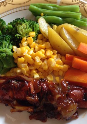 Foto resep Jumbo BBQ Sausage with Mix Veggies
